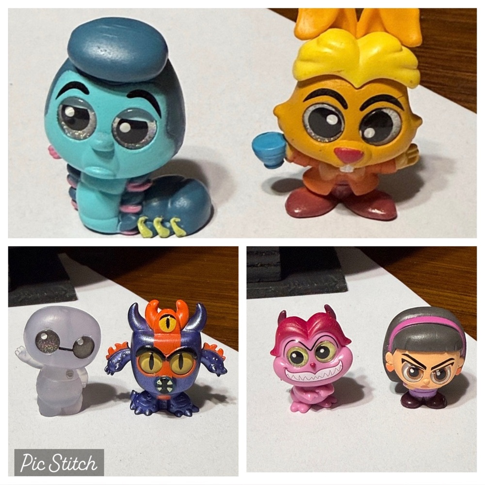 10 Doorables Alice, March Hare, caterpillar, baymax, Fred, Abby, Pain figures